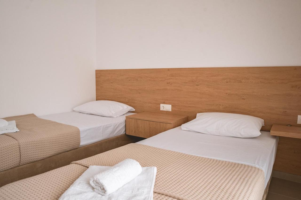 Valentinos Apartments Kallithea  Eksteriør billede